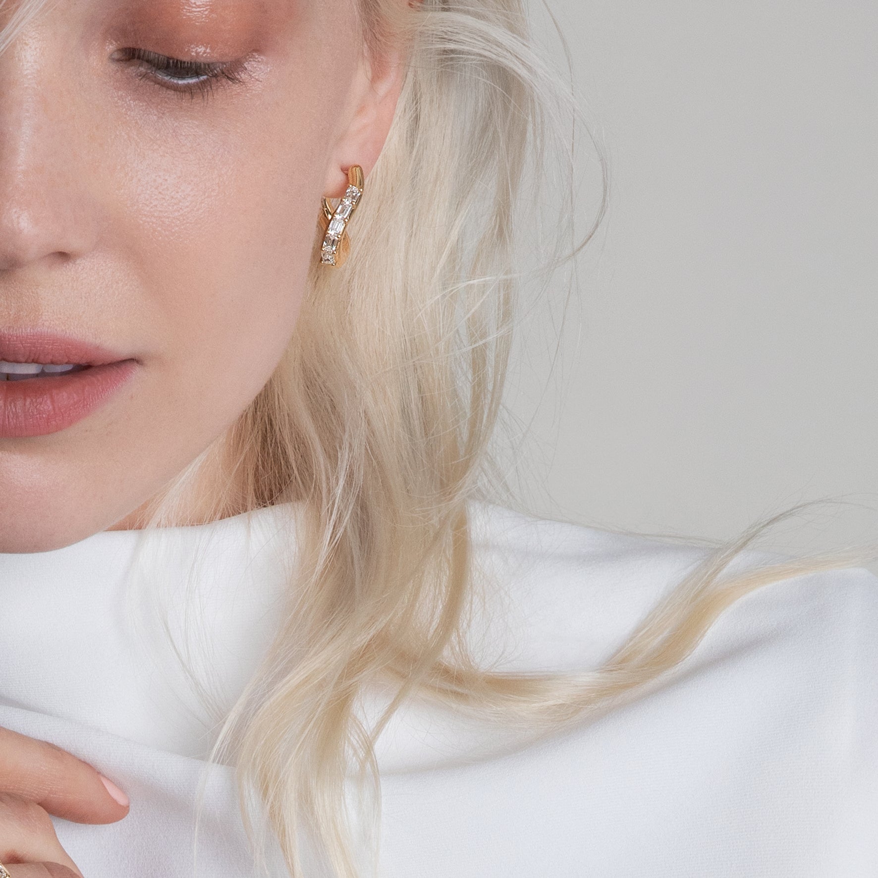 Atena Sway Earrings