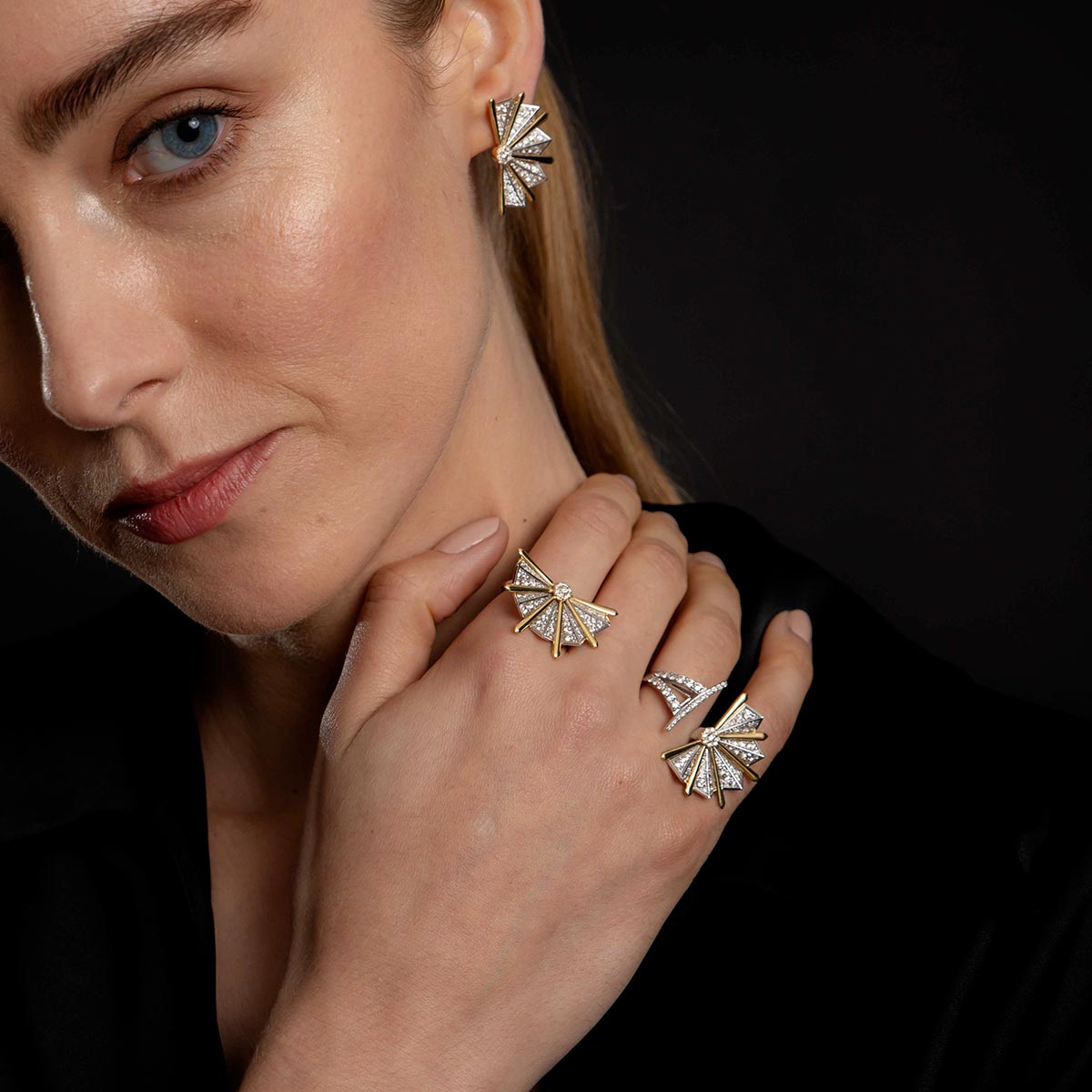 Amaranta Mini Pave' Earrings