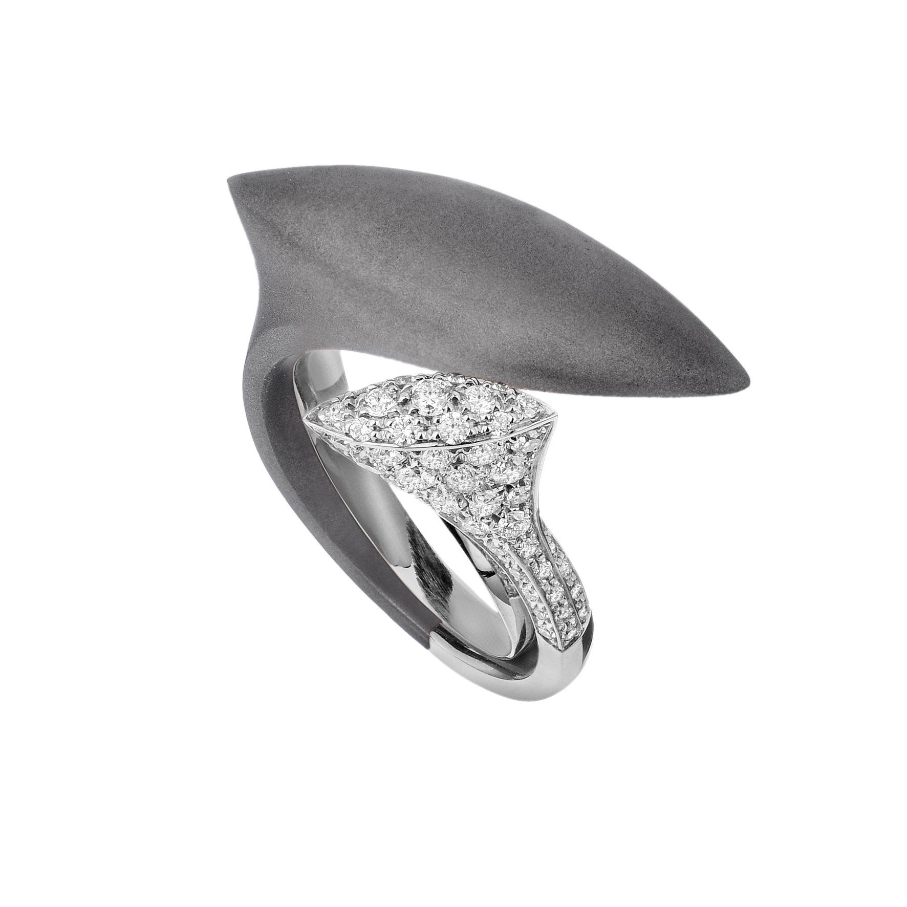 Abbraccio Petite Contrarie Ring