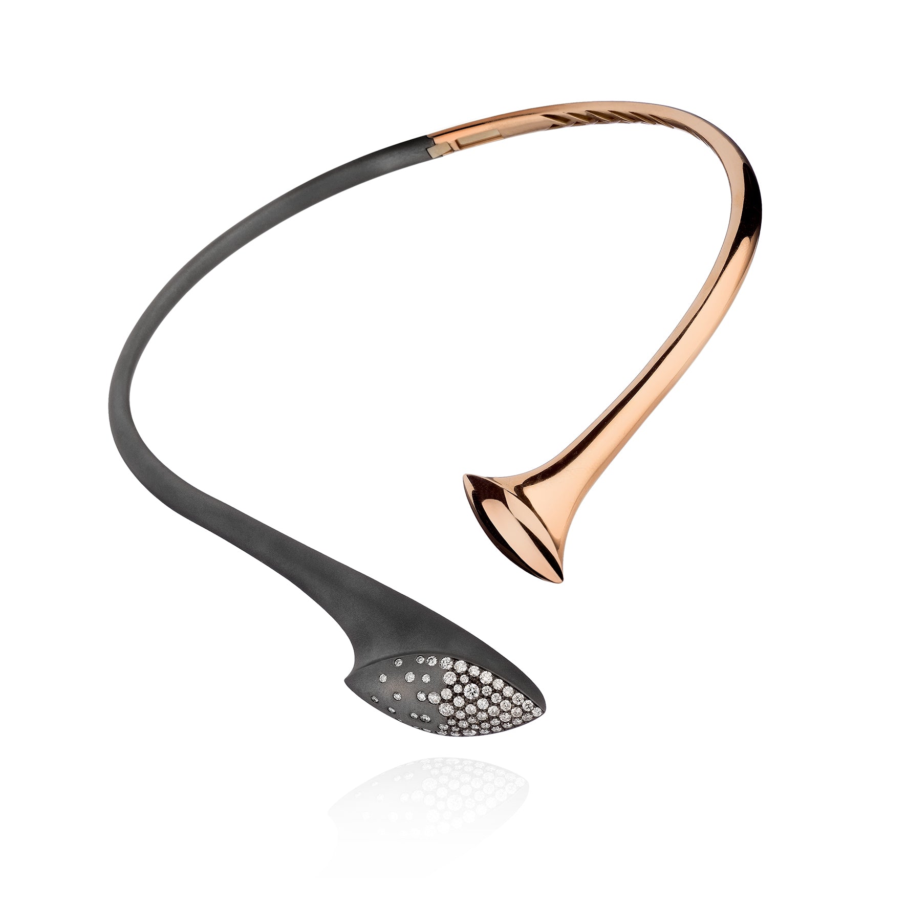Abbraccio Choker