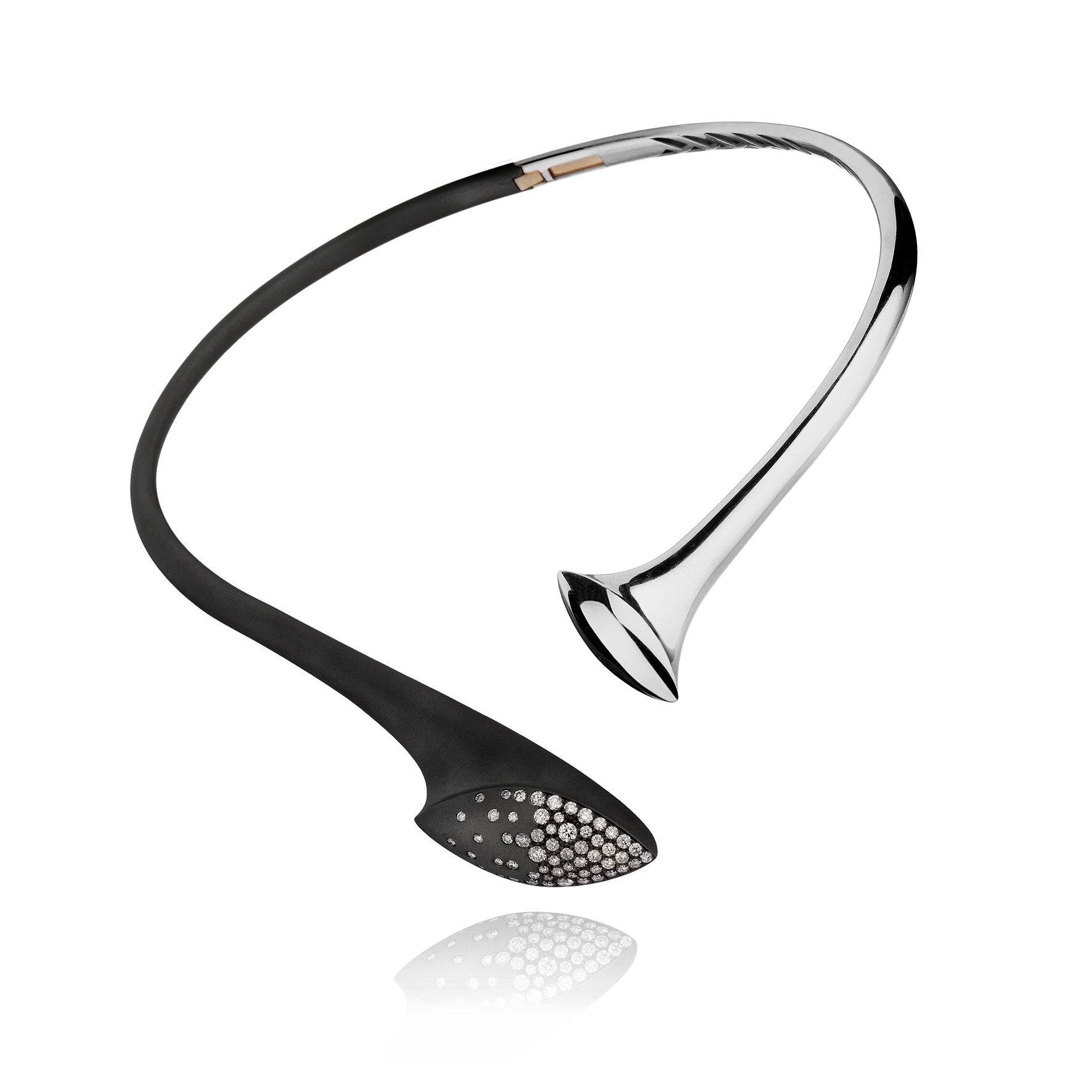 Abbraccio Choker