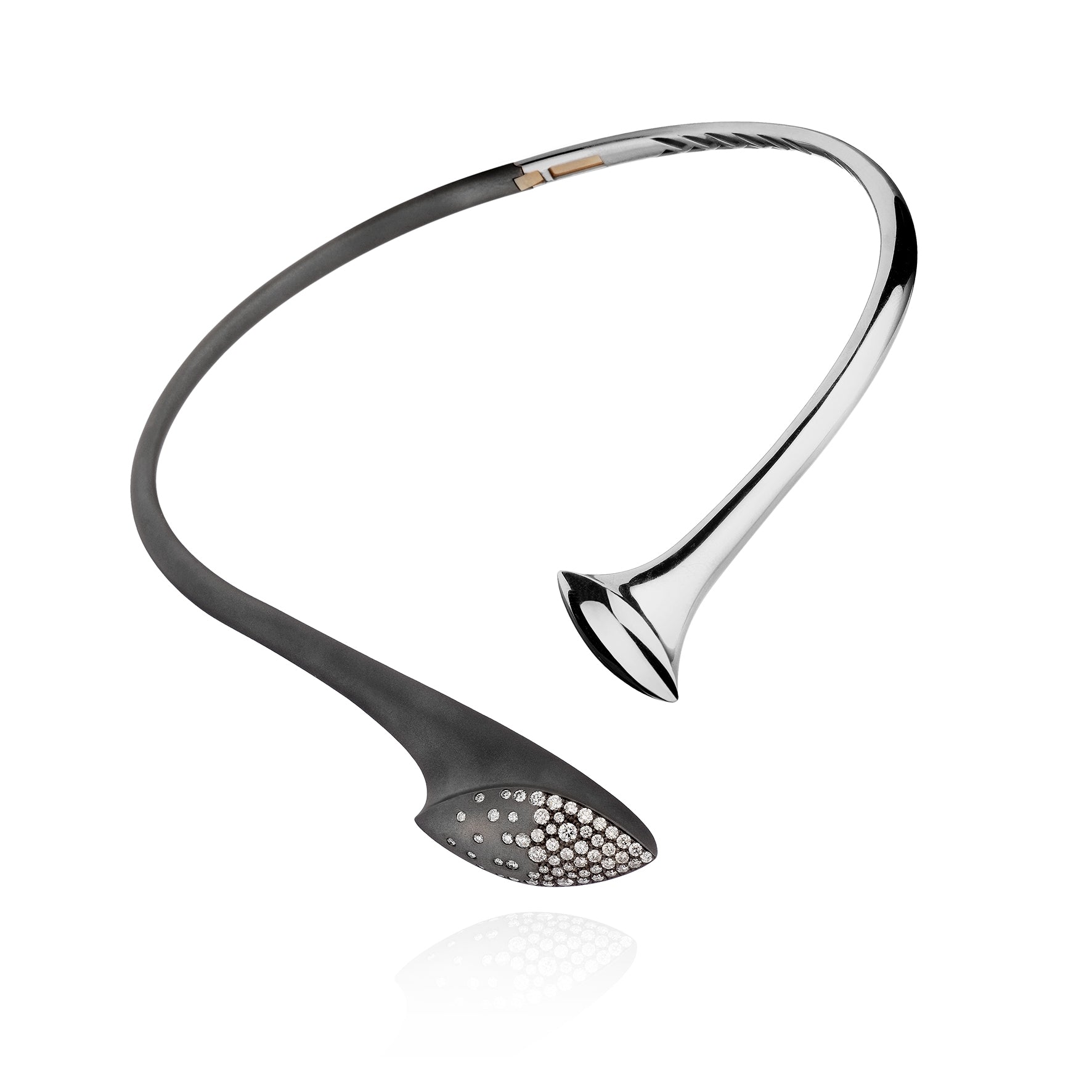 Abbraccio Choker
