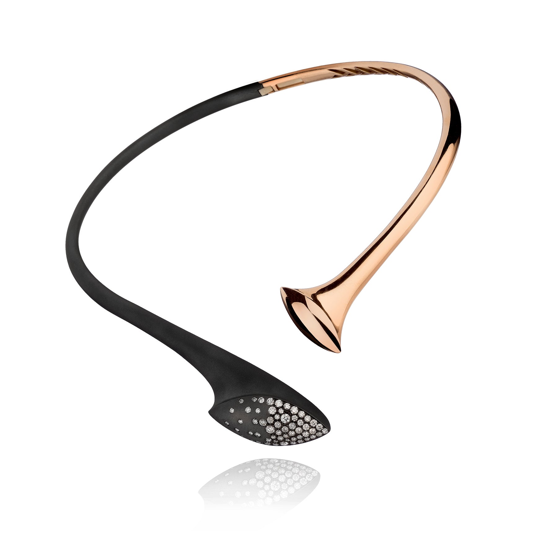 Abbraccio Choker