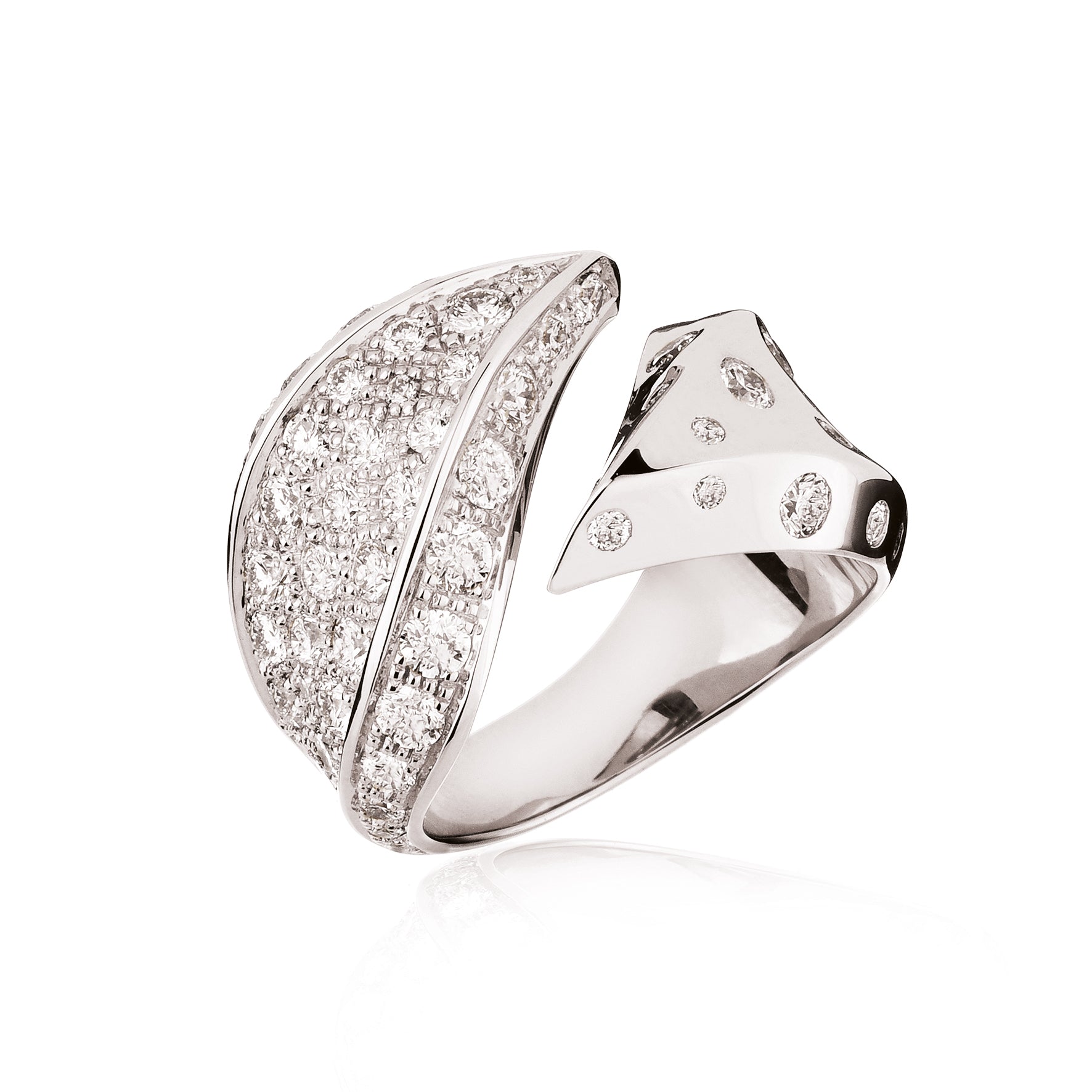 Abbraccio Leaf Ring- Éclat