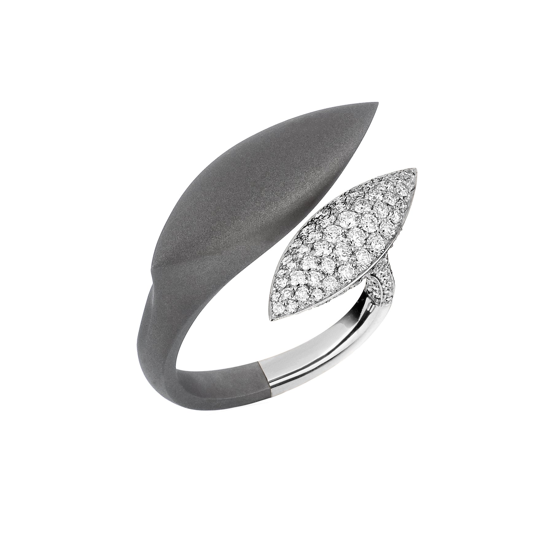Abbraccio Grande Contrarie Ring