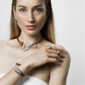 Abbraccio anello - immagine 2